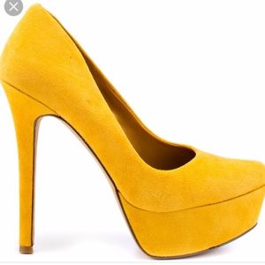 Jessica Simpson Yellow Pumps